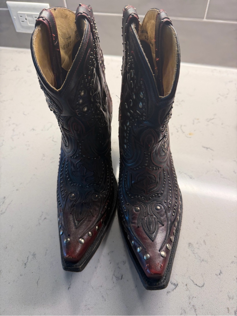 Vintage Studded Oxblood Leather Western Cowboy Boots Women’s Size 8M Snip Toe Ma - Picture 2 of 10